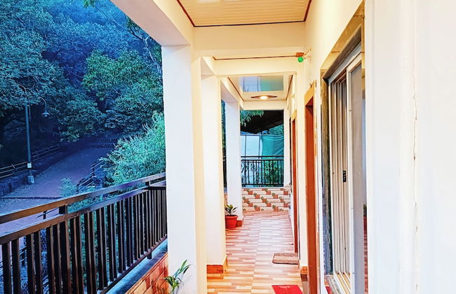 Janani Niwas Matheran - Foto 2
