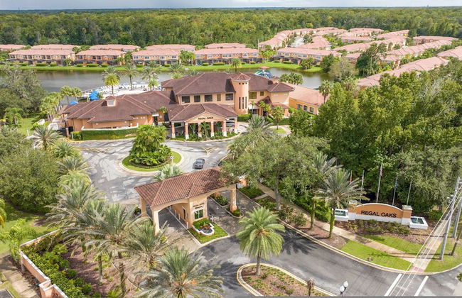 Cozy 4BR Regal Oaks w hot tub - Foto 60