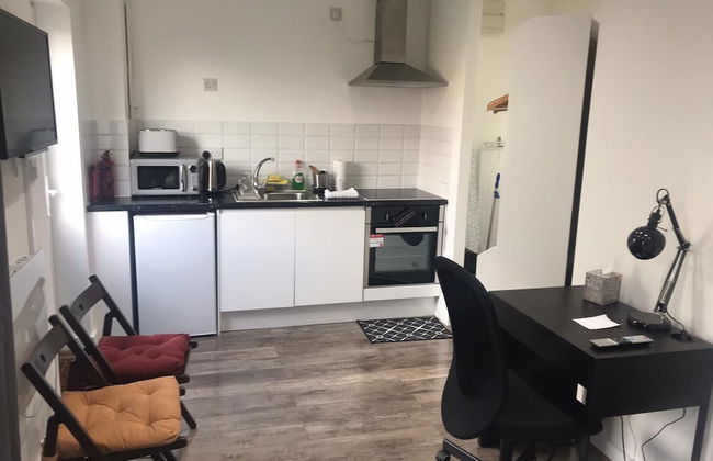 Cosy 1-bed Studio in Northolt - Foto 7