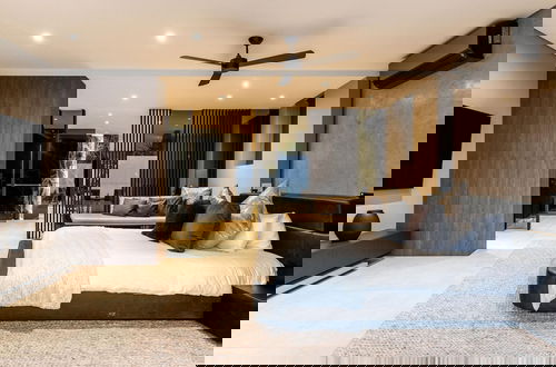 Photo 26 - Amashe - Luxury Apt With Jacuzzi and Ocean Views
