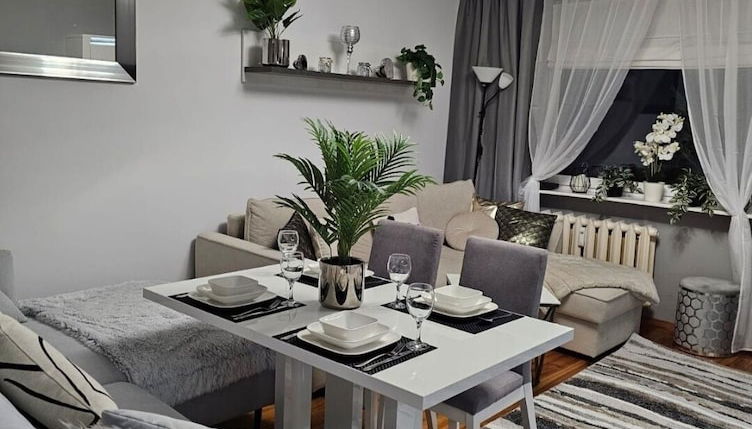 Photo 1 - Apartment in Zyrardow 10min to Suntago