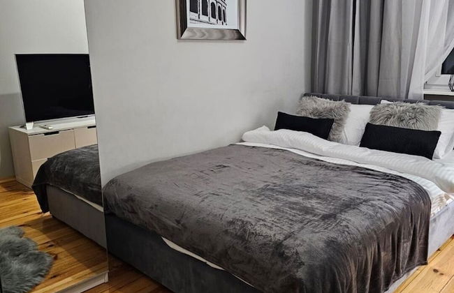 Apartment in Zyrardow 10min to Suntago - Foto 2