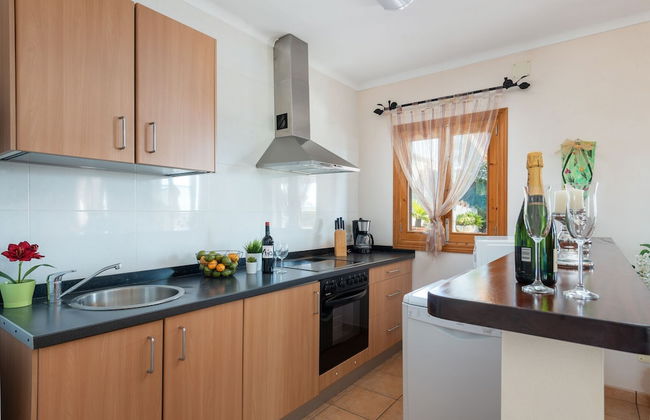 Vista Sol in Ariany With 2 Bedrooms and 1 Bathrooms - Foto 16