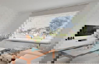 Foto 2 - Spacious Bungalow With Garden Near the Beach sea