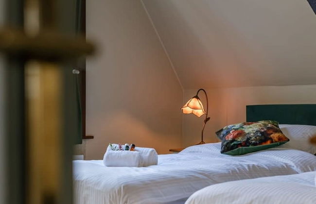 Authentic Apartment in the City Center of Antwerp - Photo 10