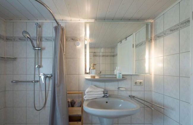 Charmantes Reetdachhaus in Lehe - Foto 18