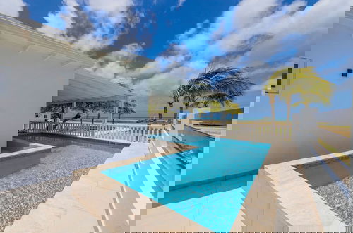 Foto 2 - Secluded Beachfront Gem Pool Patio View BBQ
