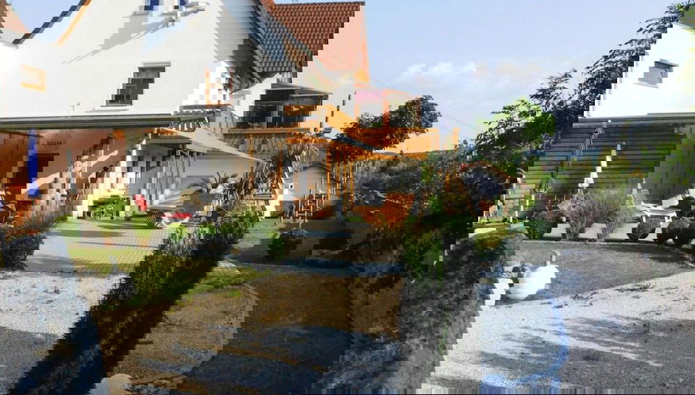 Primary image