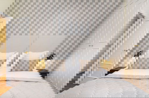 Foto 7 - Luxury Lisbon Penthouse: Designer Decor & Epic Views