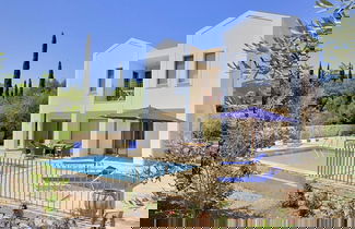 Foto 3 - Villa Irineos With 2 Bedrooms and 3 Bathrooms