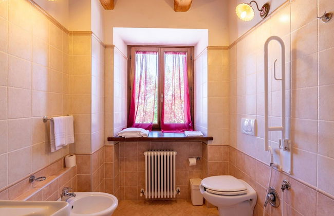 Country House in Marche With Pool & Views - Photo 14