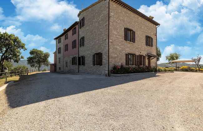 Country House in Marche With Pool & Views - Photo 39