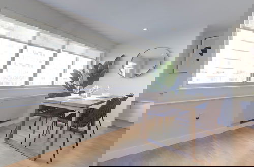 Photo 7 - Modern Apartment Near D.C. Landmarks