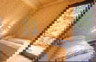 Foto 3 - Amazing Chalet With Private Sauna
