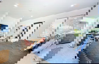 Foto 3 - Los Patios Home Suites