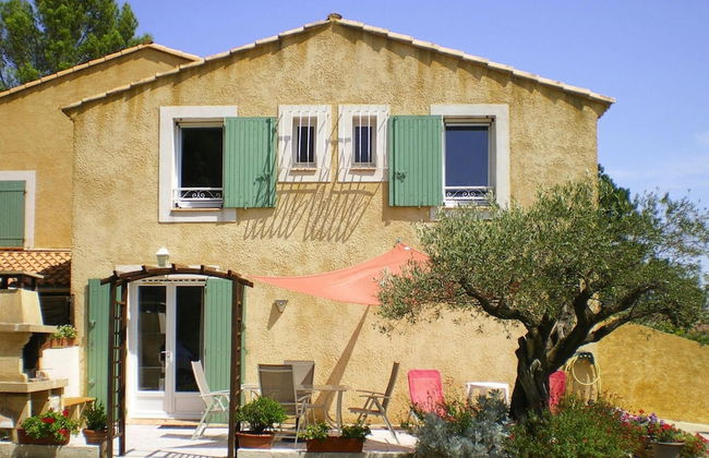 Holiday Cottage With Private Terrace, Bellegarde - Foto 1