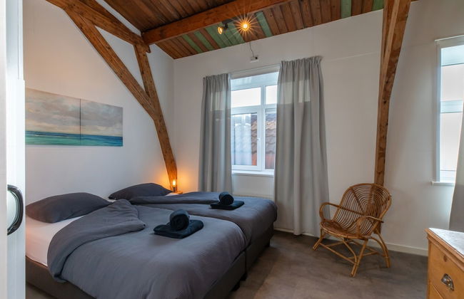 Lovely, Modern, 4-person Apartment in the Heart of Koudekerke - Photo 9