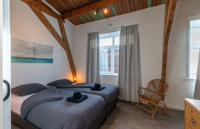 Lovely, Modern, 4-person Apartment in the Heart of Koudekerke - Photo 12