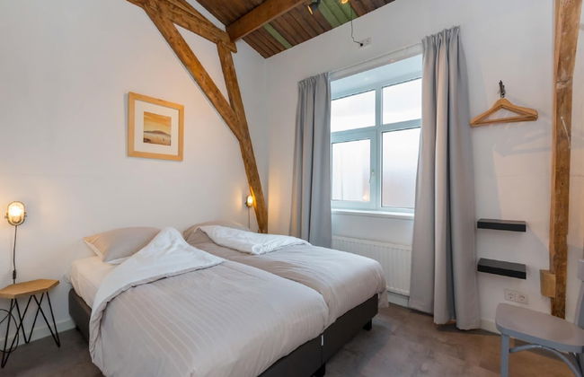 Lovely, Modern, 4-person Apartment in the Heart of Koudekerke - Photo 4