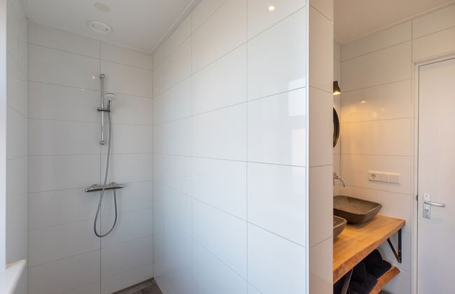 Lovely, Modern, 4-person Apartment in the Heart of Koudekerke - Photo 64