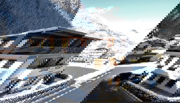 Foto 1 - Spacious Apartment Near Ski Area in Mayrhofen