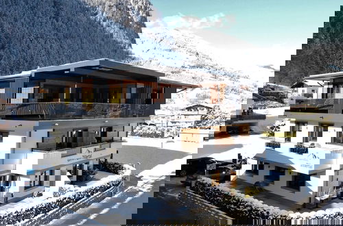 Foto 42 - Cozy Apartment Near Ski Area in Mayrhofen