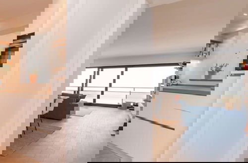 Foto 16 - Luxuriuous Family Apartment With Beach View
