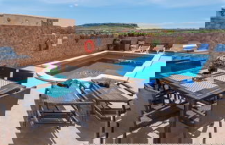 Foto 2 - Villayana Gozitan Farmhouse With Pool