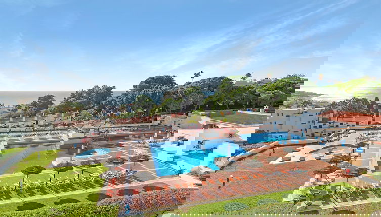 Foto 1 - BnB Homes Jardim Cozy Apartment With 2 Pools