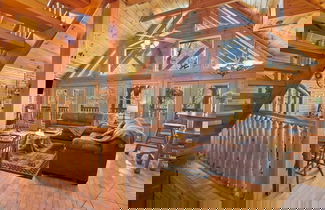Foto 1 - Stunning Mountain Cabin w Hot tub