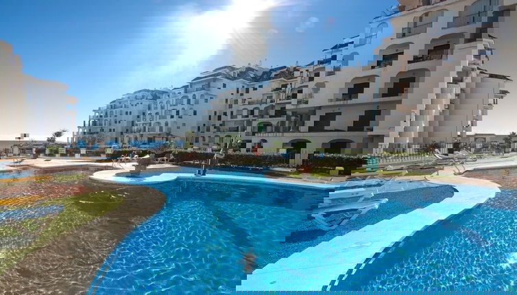 Foto 1 - Stunning 2-bed Apartment in Marina de le Duquesa