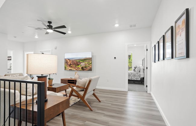 Touch of Class Stunning 5 Bdr! - Foto 17