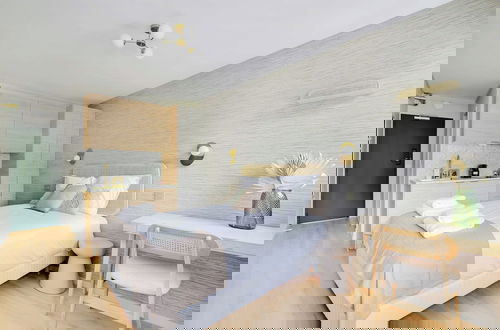 Foto 4 - Modern 
