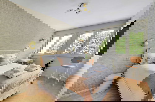 Foto 1 - Modern 