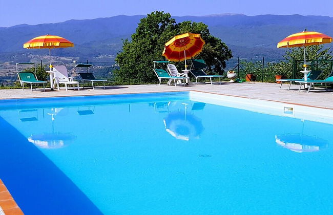 Farmhouse in Tuscany With Pool and Valley Views - Photo 14
