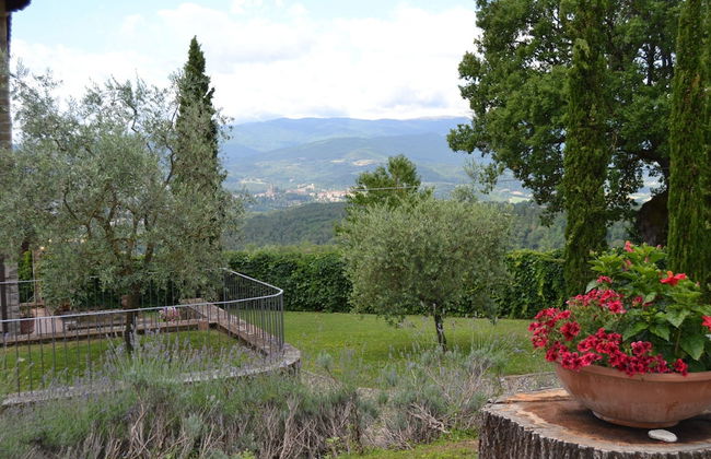 Farmhouse in Tuscany With Pool and Valley Views - Photo 21