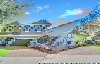 Foto 1 - 8-Bedroom Villa with Theater Near Disney 8 Home by RedAwning