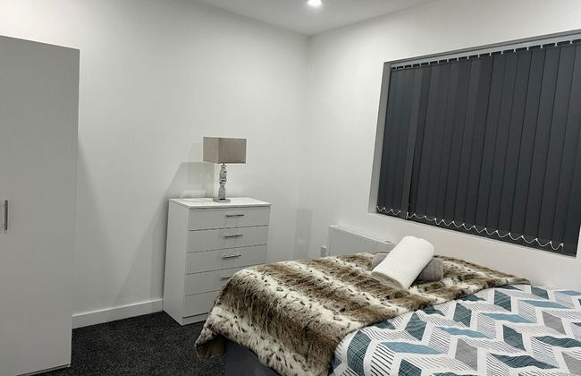 Luton Centrally Located Apartment v Close London Luton Airport - Photo 3