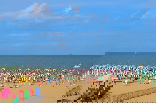 Foto 19 - Seafront Flat With Amazing View in Lignano