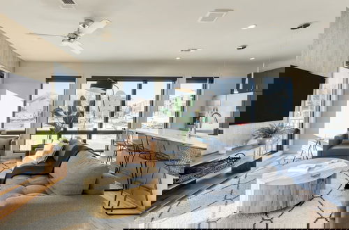 Foto 6 - Honkey-tonk by Avantstay New Modern 2bdr in Walkable Midtown w Gym Pool