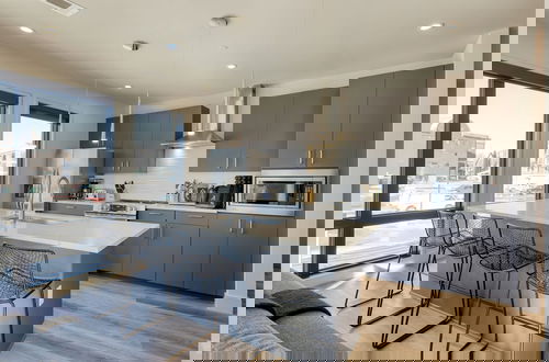 Foto 3 - Honkey-tonk by Avantstay New Modern 2bdr in Walkable Midtown w Gym Pool