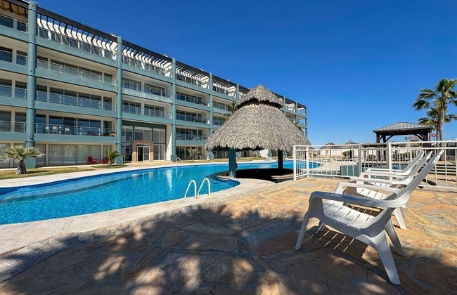 2BR Sunset Escape for Families - Foto 44