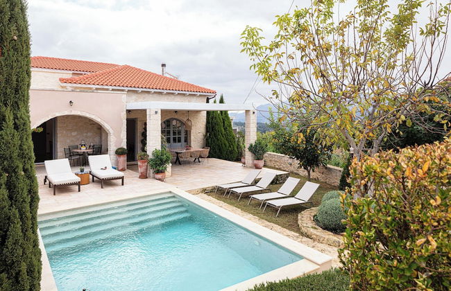 Artemis Apollonas Villa - Photo 3