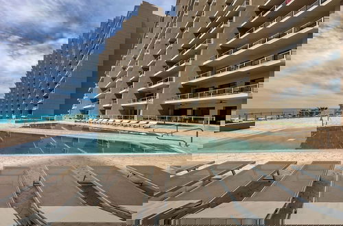 Foto 44 - Oceanfront Vibes Iconic Beachside Getaway