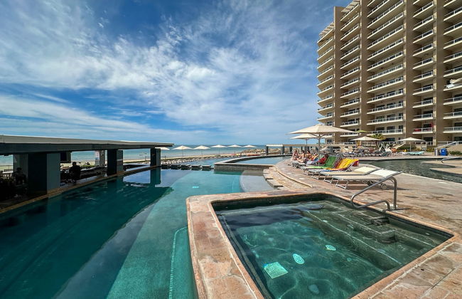 Oceanfront Vibes Iconic Beachside Getaway - Photo 62