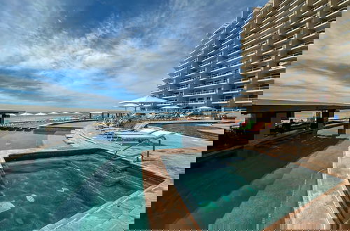 Foto 62 - Oceanfront Vibes Iconic Beachside Getaway