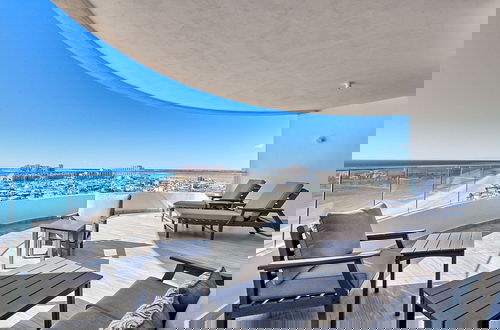 Foto 1 - Oceanfront Vibes Iconic Beachside Getaway