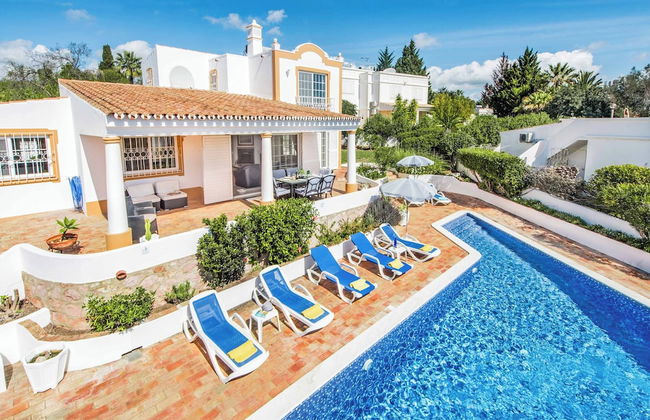 Villa Buganvilia - Photo 1