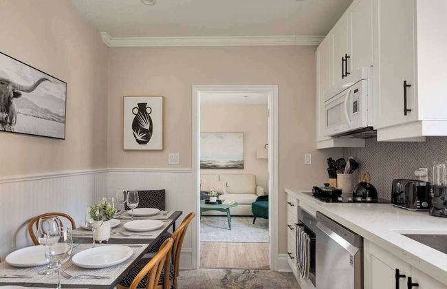 Casa Leslieville - 2BR Suite w LRG Patio - Foto 9