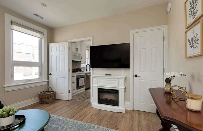 Casa Leslieville - 2BR Suite w LRG Patio - Foto 12